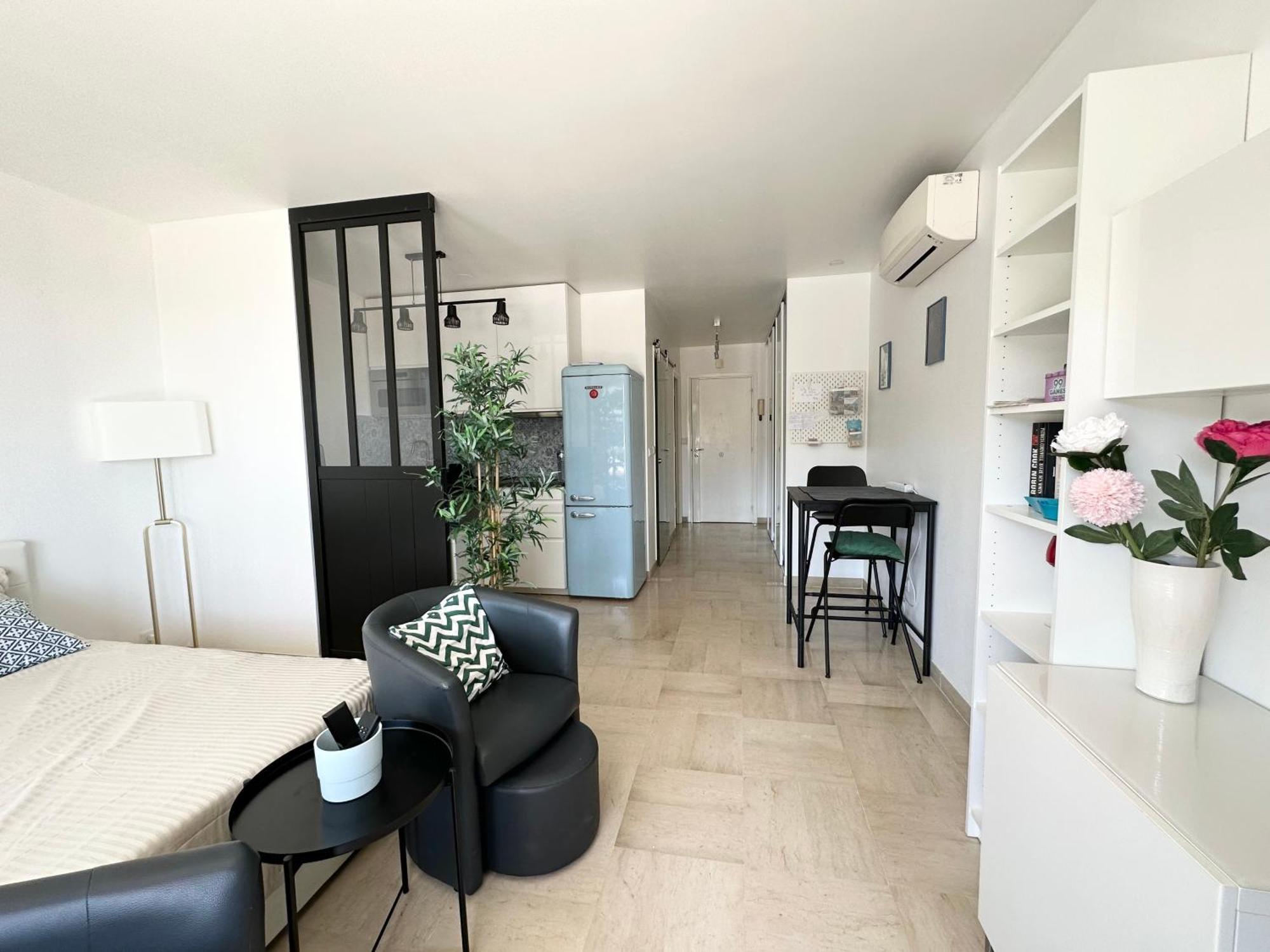 Appartement Nice, Grand Studio - Piscine - Terrasse Vue Mer Extérieur photo